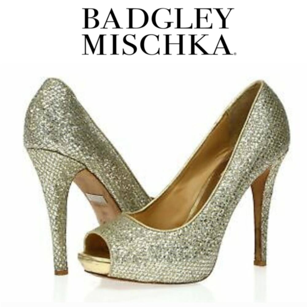 Badgley Mischka Gold Glitter Sparkle Humbie Il Pump size 8.5